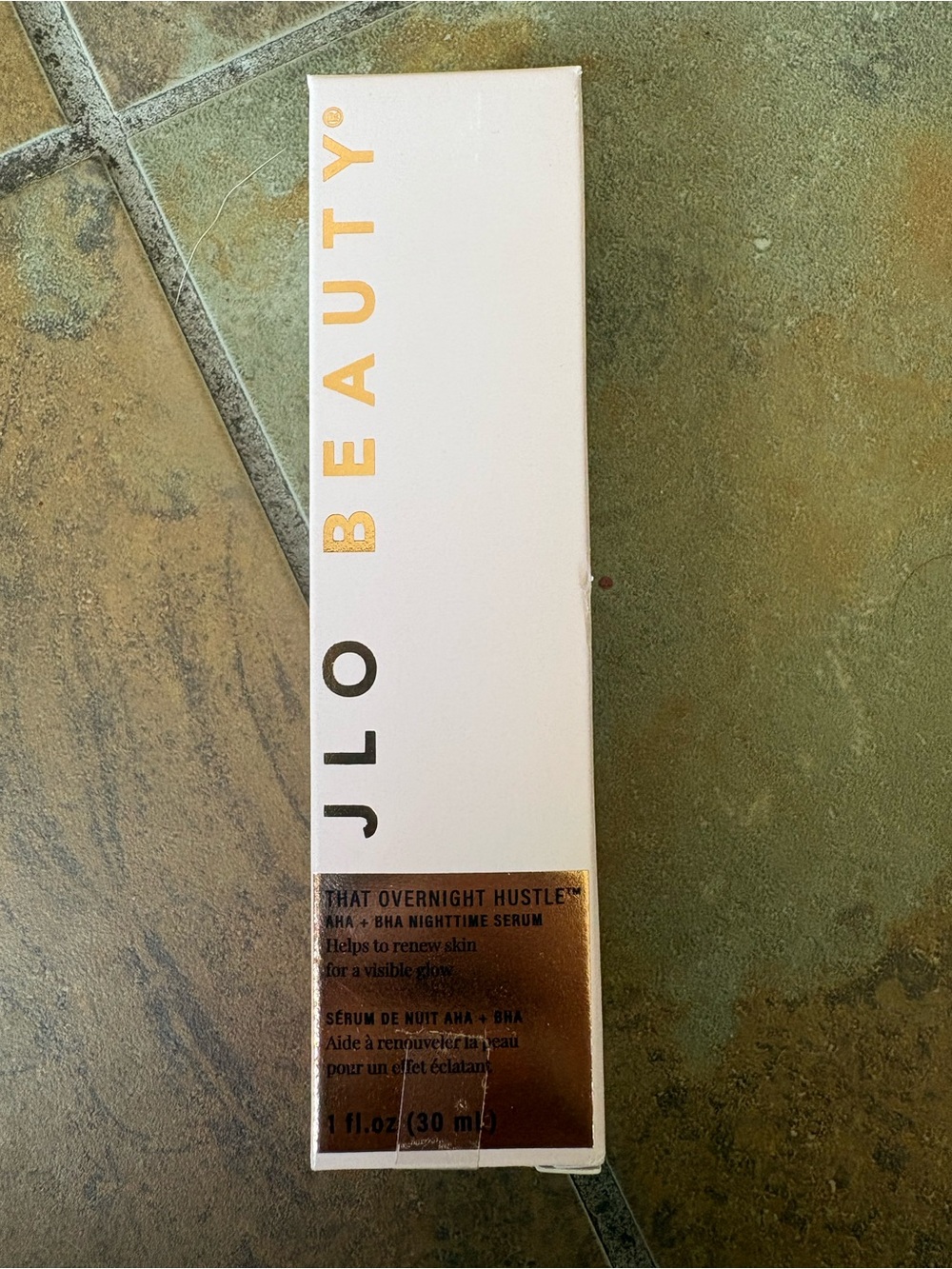 JLO BEAUTY That Overnight Hustle Nighttime Serum - White & Gold